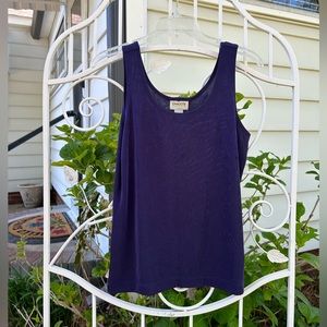 Chico’s Travelers tank top size M (1) navy blue sleeveless shirt